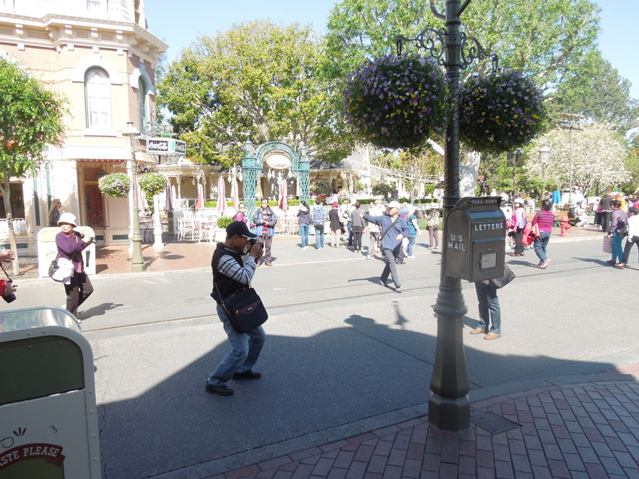 Disneyland Main Street Picture